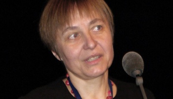 Dr. Hana Weingartl