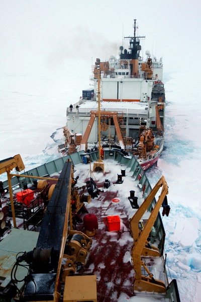 Healy assisting Louis during seismic operations to get us out of a tight jam. Photo Credit: Don Glencross, DRDC